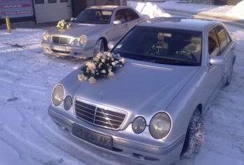 Весільний кортеж автомобілів преміум класу BMW