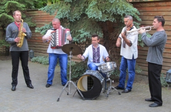 Музичний Колектив Лев&Ко