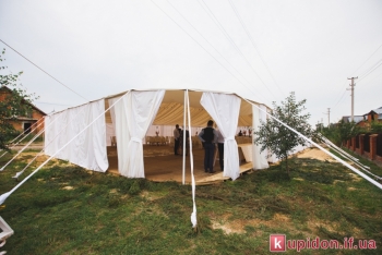 Весільне шатро
