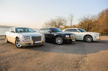 EXCLUSIVE Chrysler 300c