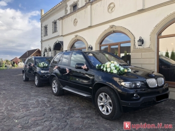 BMW X5 весільний кортеж