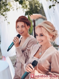 Дует ведучих ''Awesome Memories"